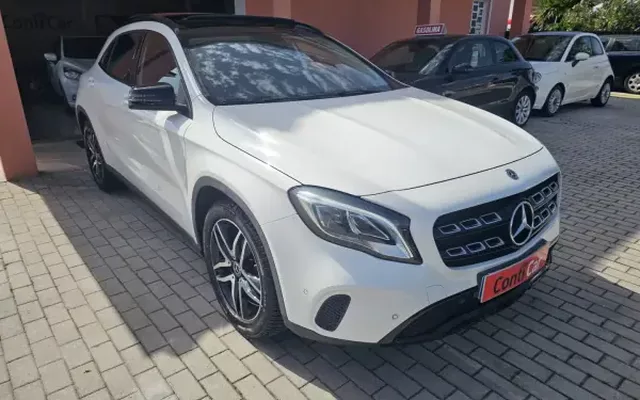 Mercedes-Benz GLA 200 2018 Pack Night Fascination