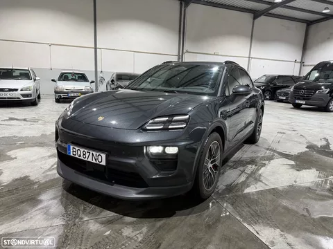 Porsche Macan Electric 4S