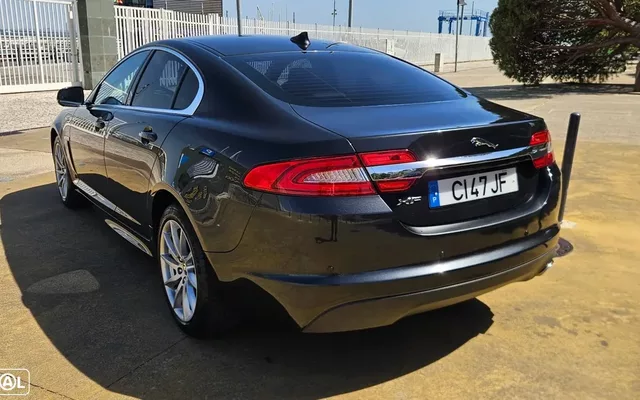 Jaguar XF 2.2 D Premium Luxury