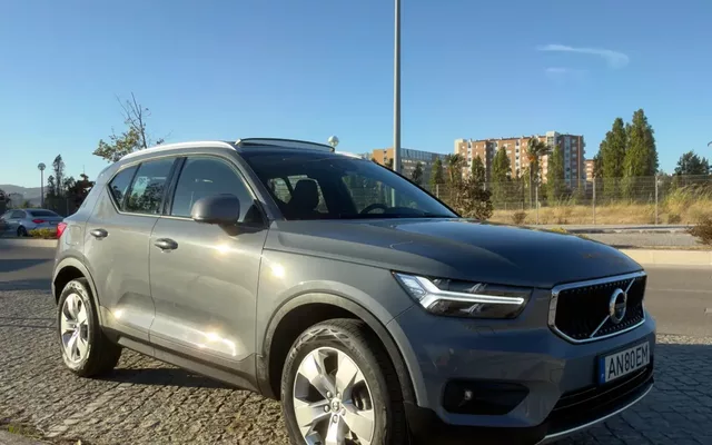 Volvo XC 40 1.5 T3 Momentum Plus