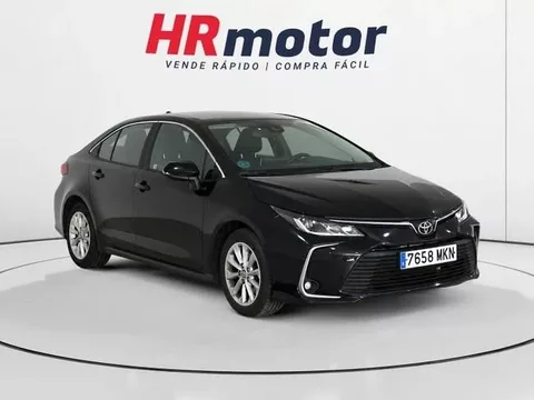 TOYOTA Corolla 1.5 Sedan 92 kW (125 CV)