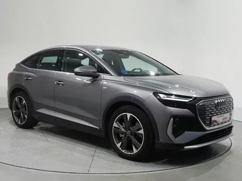 AUDI Q4 e-tron Q4 e-tron Sportback 45 Advanced 210kW 82KWh