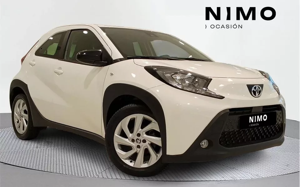 TOYOTA Aygo X Cross AYGO X CROSS 1.0 VVT-I 72CV Play