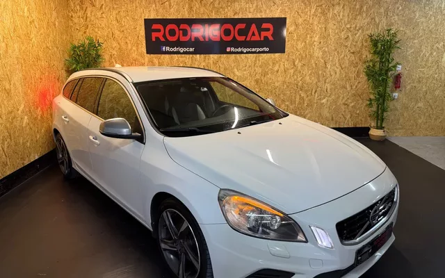 Volvo V60 1.6 D2 Drive R-Design Powershift Start/Stop