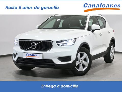 Volvo XC40 Momentum Core T2