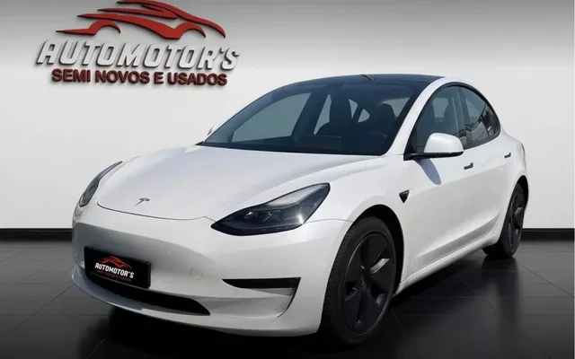 Tesla Model 3 Standard Range Plus RWD