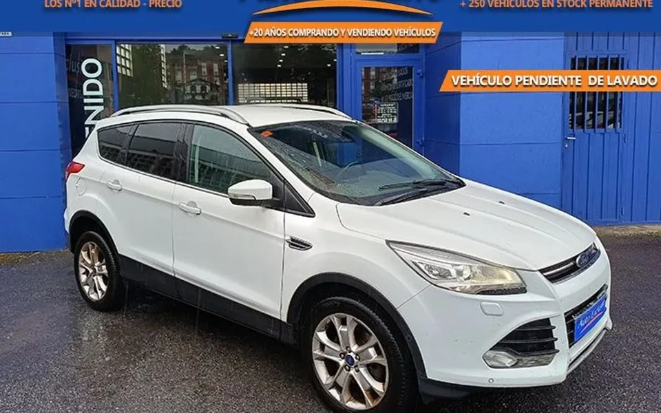FORD Kuga Kuga 2.0TDCi Titanium 4x4 Powershift 180 - 14190€ en Leioa