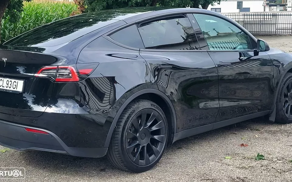 Tesla Model Y Tração Traseira