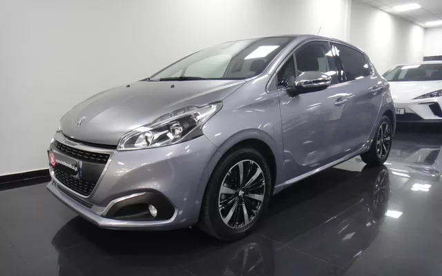 Peugeot 208 PureTech 110 Stop & Start EAT6 Tech Edition