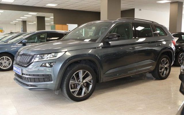 SKODA Kodiaq 2.0 TSI Sportline 4x4 DSG 140kW