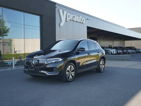 Mercedes EQA 250 Halfleder verwarmde sportzetels Camera Sfeer Apple carplay & Android Elektrische koffer Privacy Glas Lederen Dashboard deuren