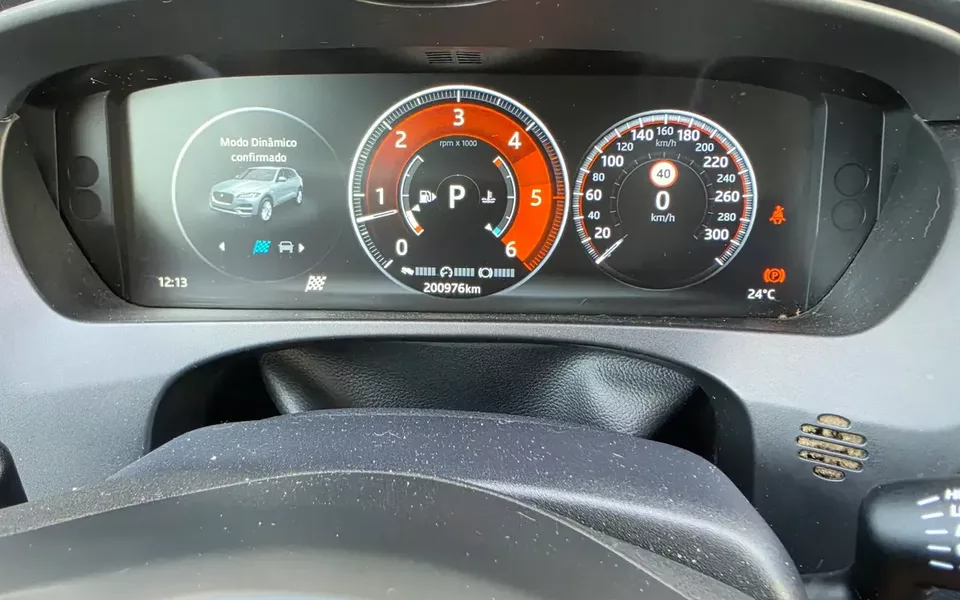Jaguar F-Pace