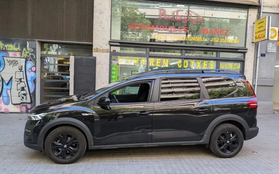 DACIA Jogger Jogger 1.0 TCe S.L Extreme 7pl. - 16990€ en Barcelona