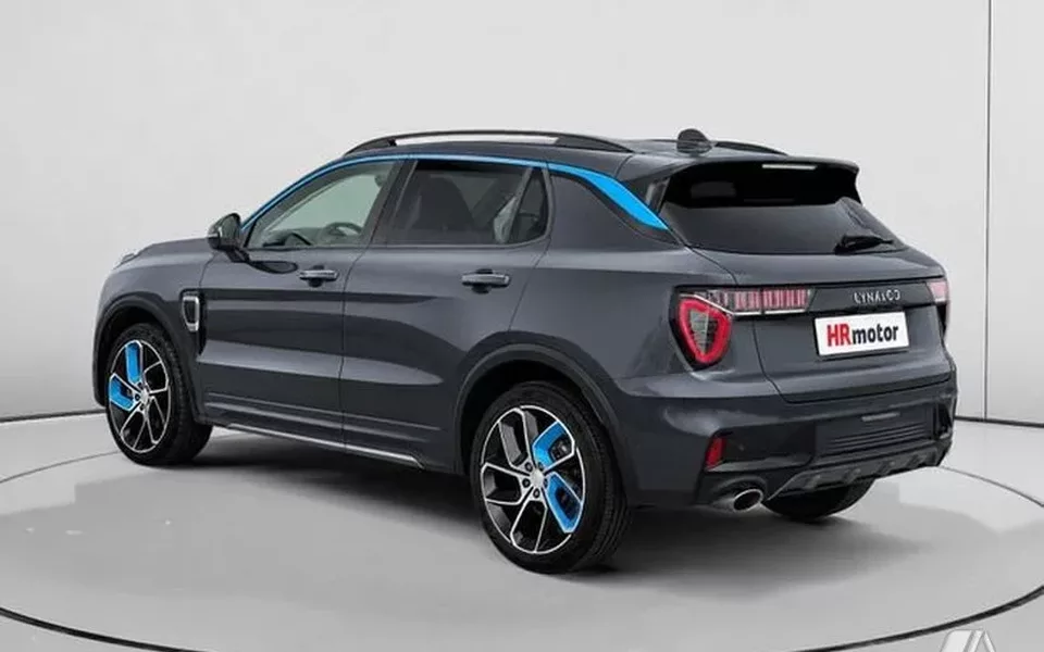 LYNK & CO 01 01 1.5T PHEV