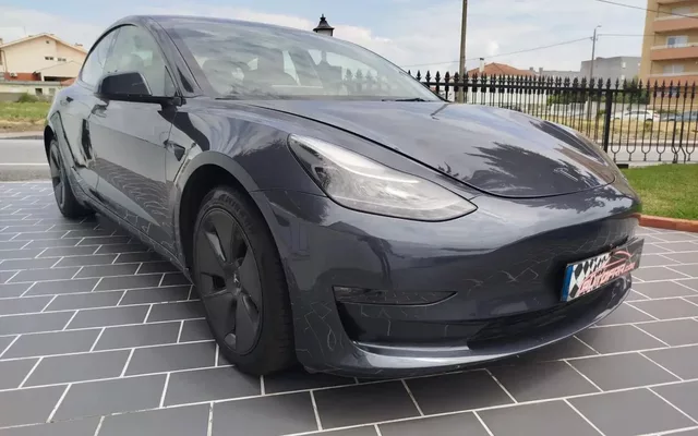Tesla Model 3 Long-Range Dual Motor AWD