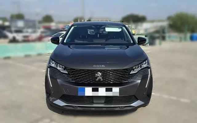 PEUGEOT 3008 225 e-EAT8 Allure