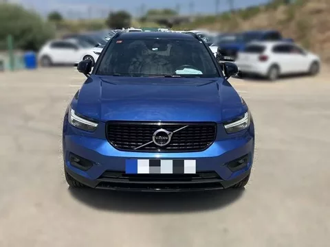 VOLVO XC40 1.5 T4 Twin Recharge R-Design Auto
