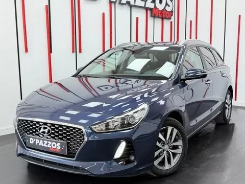 HYUNDAI i30 i30 CW 1.6CRDi Tecno Sky 110 - 14999€ en Jerez de la frontera
