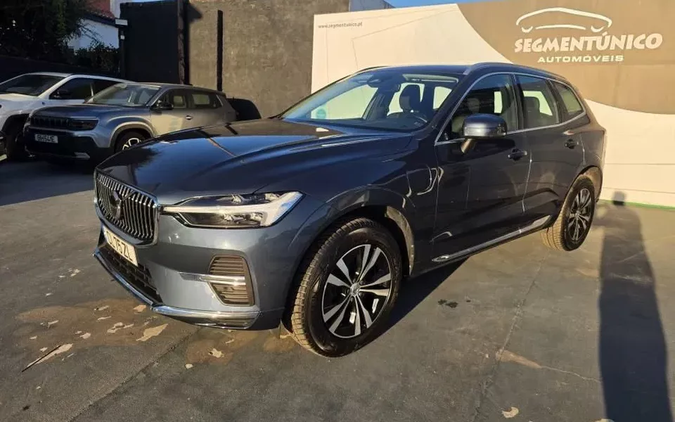 Volvo XC 60 2.0 T6 PHEV Core AWD