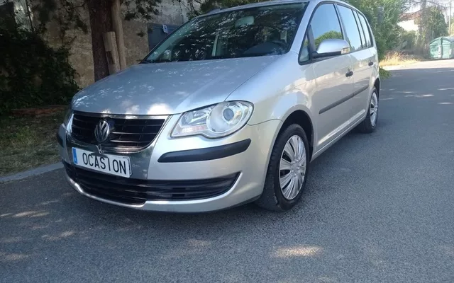 VOLKSWAGEN Touran Touran 1.9TDI Traveller Bluemotion 105