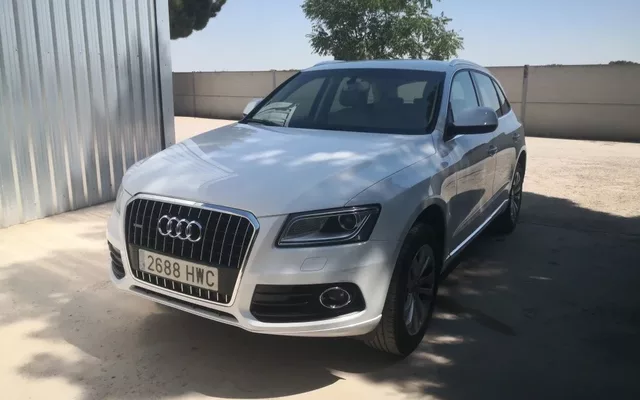 AUDI Q5 Q5 2.0TDI quattro Ambition Plus S-Tronic 177