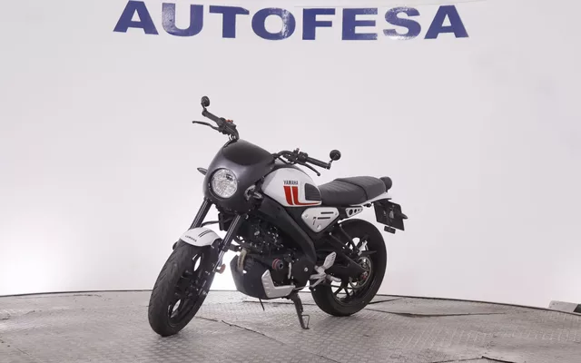 Yamaha XSR 125 XSR MT125 ABS 15CV # FAROS LED,CUPULA,TOPES,ESPEJOS