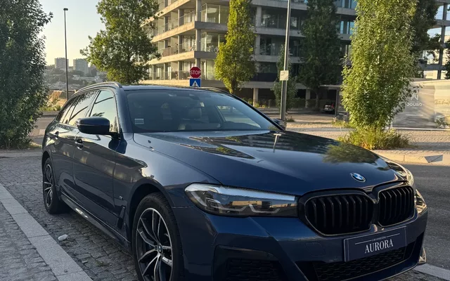 BMW 530 e Pack Desportivo M