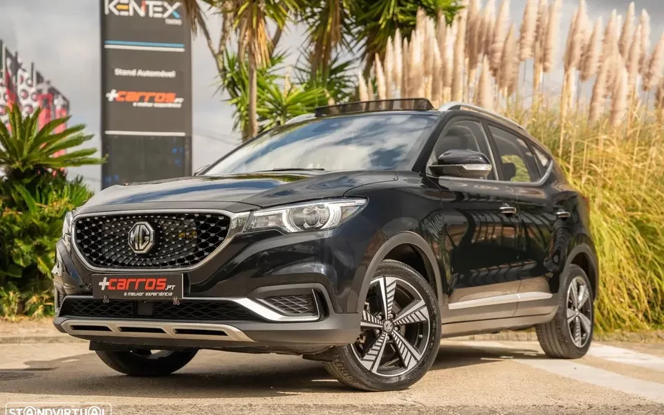 MG ZS Luxury