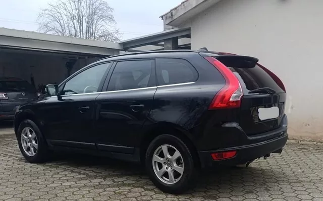 Volvo XC 60 2.4 D5 R-Design AWD Geartronic