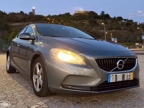 Volvo V40 D2 Momentum