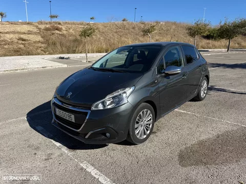 Peugeot 208 1.2 PureTech Style