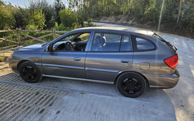 Kia Rio SW 1.3 LS Comfort