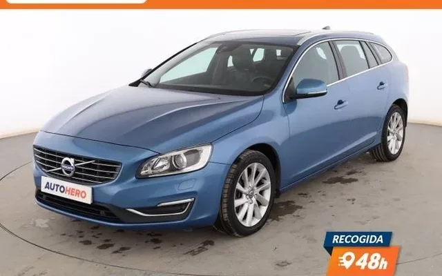 VOLVO V60 2.0 D4 Summum