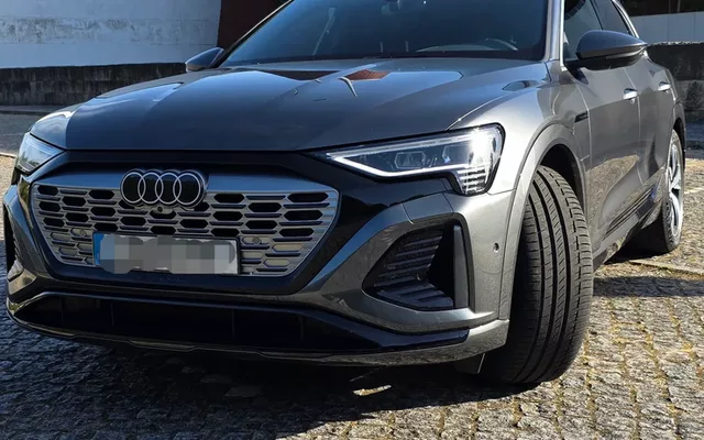 Audi Q8 e-Tron 50 quattro S line