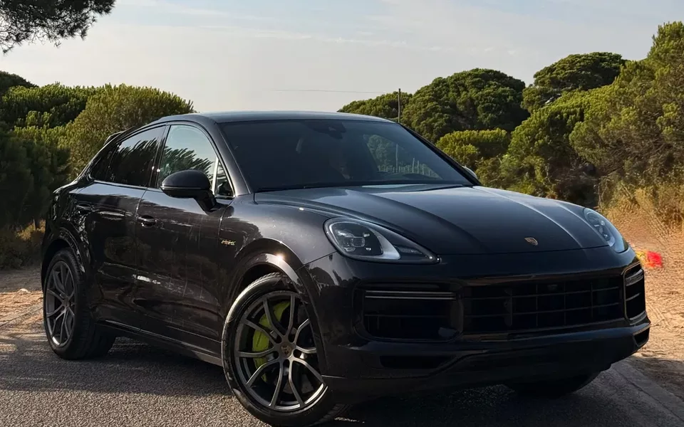 Porsche Cayenne Coupé Turbo S E-Hybrid Tiptronic S