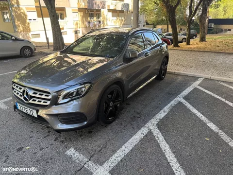 Mercedes-Benz CLA 180