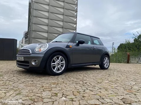 MINI 3 Portas One D