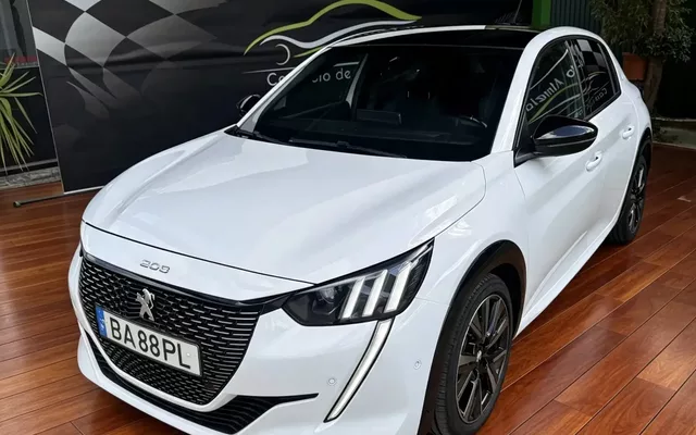 Peugeot 208 1.5 BlueHDi GT
