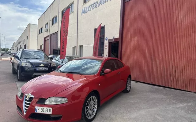 ALFA ROMEO GT GT 1.9JTD Sport
