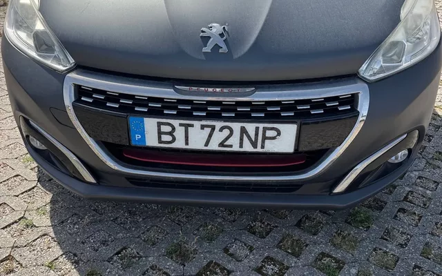 Peugeot 208 GTI e-THP STOP & START 30th