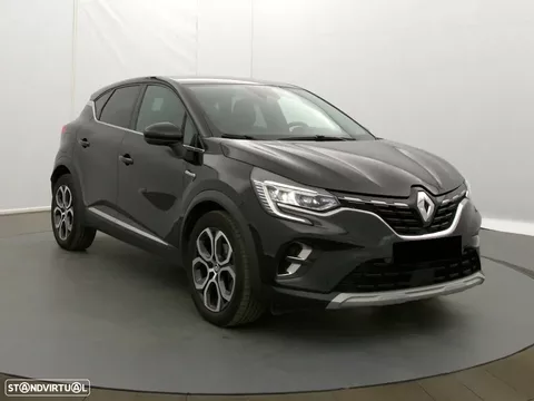 Renault Captur 1.6 E-Tech Plug-In Intens