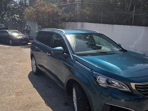 Peugeot 5008 BlueHDI 130 EAT8 Allure
