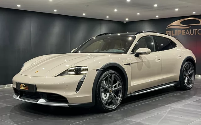 Porsche Taycan Cross Turismo Turbo