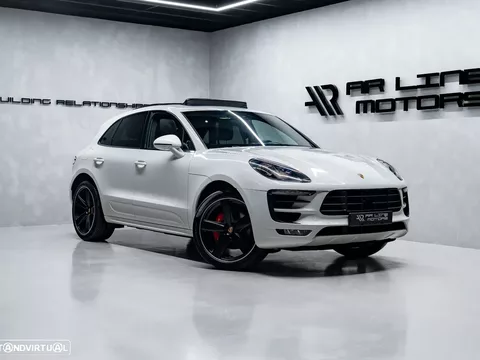 Porsche Macan Turbo PDK