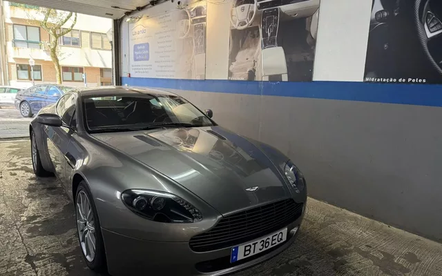 Aston Martin Vantage Coupe Sportshift