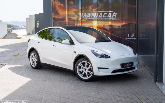 Tesla Model Y Long Range Dual Motor AWD