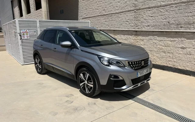 PEUGEOT 3008 SUV 3008 1.5BlueHDi Allure S&S 130