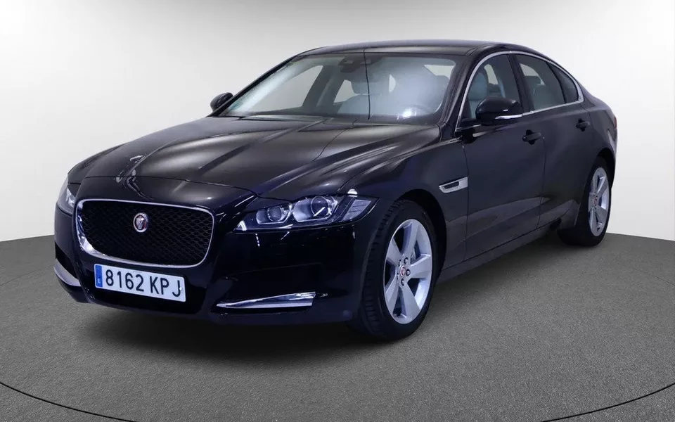 JAGUAR XF sedán 2.0D 132KW PRESTIGE AUTO 4P
