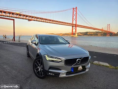 Volvo V90 Cross Country 2.0 D4 Plus AWD Geartronic