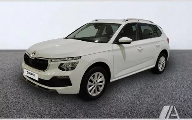 SKODA Superb Superb Combi 2.0TDI L&K DSG 110kW